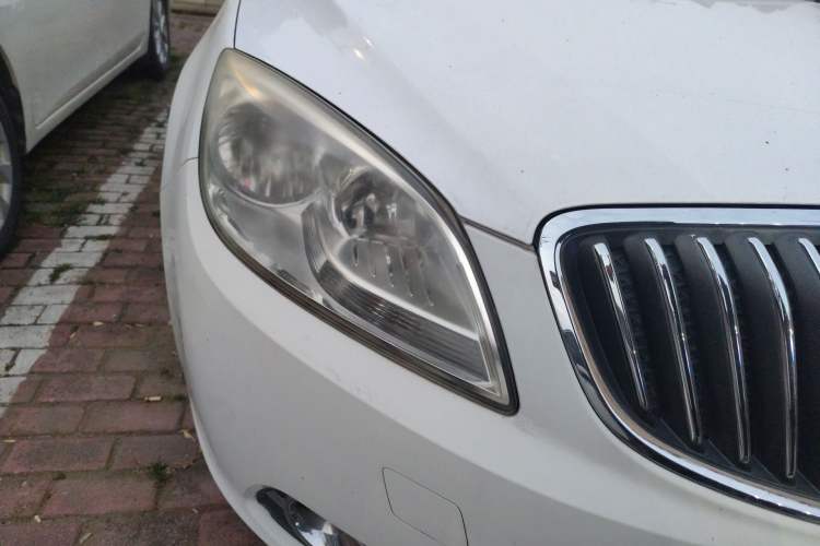 Used Buick GT 2013 GT 1.6L Automatic Fashion Edition Right Front Headlight