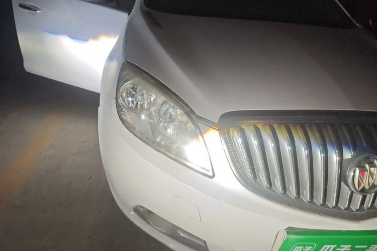 Used Buick GT 2013 GT 1.6L Manual Entry-Level Model Right Front Headlight