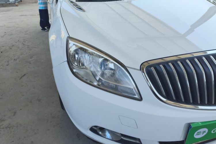Used Buick GT 2013 GT 1.6L Manual Entry-Level Model Right Front Headlight