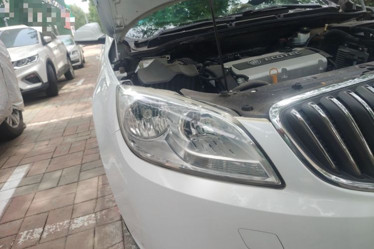 Used Buick GT 2013 GT 1.6L Automatic Comfort Edition Right Front Headlight