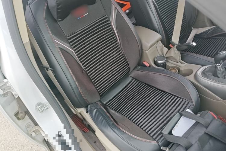 Used Buick GT 2013 GT 1.6L Manual Entry-Level Model Right Front Seat