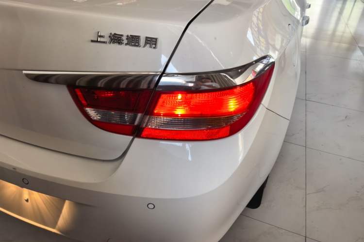 Used Buick GT 2013 GT 1.6L Automatic Fashion Edition Right Rear Taillight
