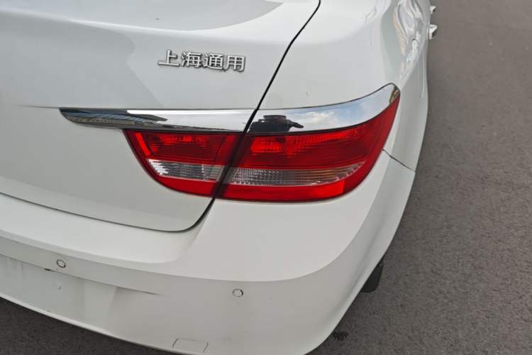 Used Buick GT 2013 GT 1.6L Manual Entry-Level Model Right Rear Taillight