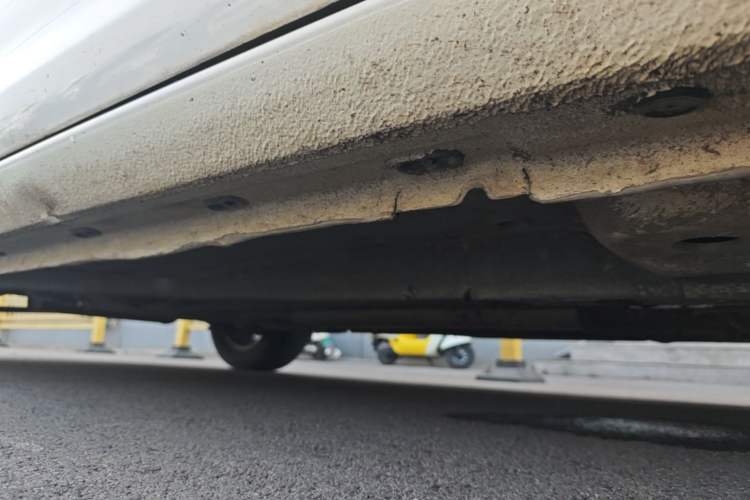 Used Buick GT 2013 GT 1.6L Manual Entry-Level Model Right Side Sill