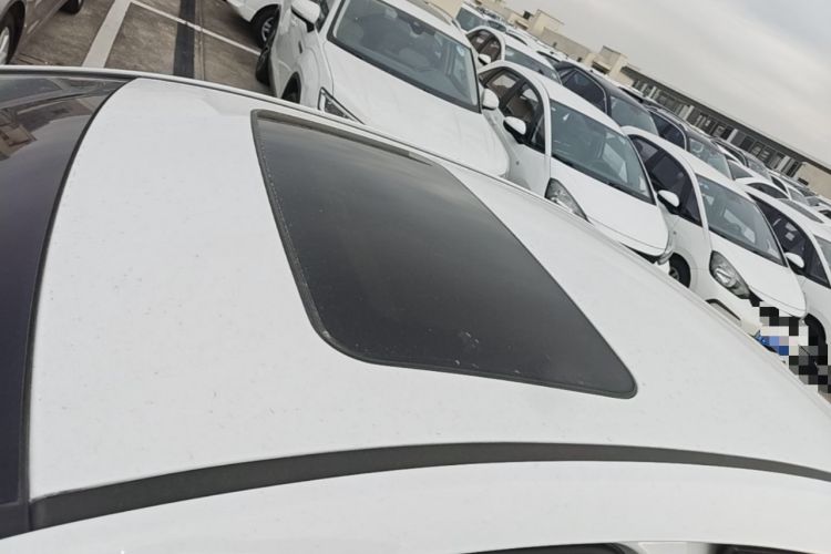 Used Buick GT 2013 GT 1.6L Manual Entry-Level Model Roof