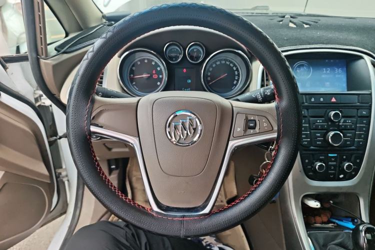 Used Buick GT 2013 GT 1.6L Manual Entry-Level Model Steering Wheel