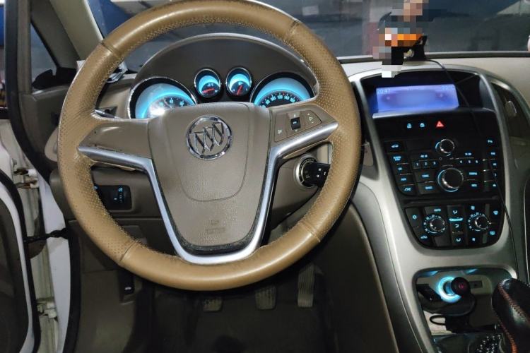 Used Buick GT 2013 GT 1.6L Manual Entry-Level Model Steering Wheel