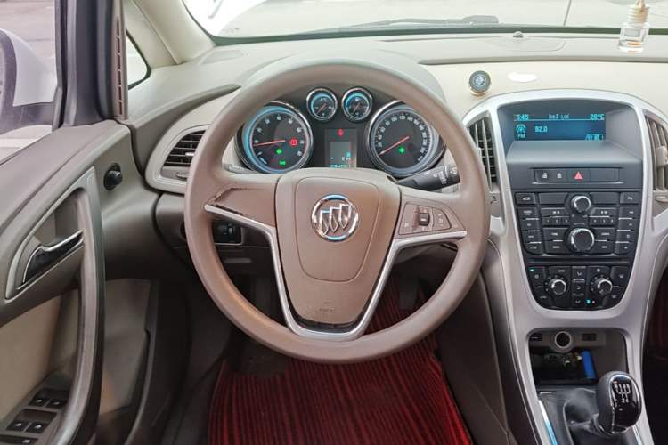 Used Buick GT 2013 GT 1.6L Manual Entry-Level Model Steering Wheel