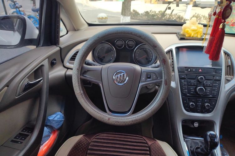 Used Buick GT 2013 GT 1.6L Manual Entry-Level Model Steering Wheel