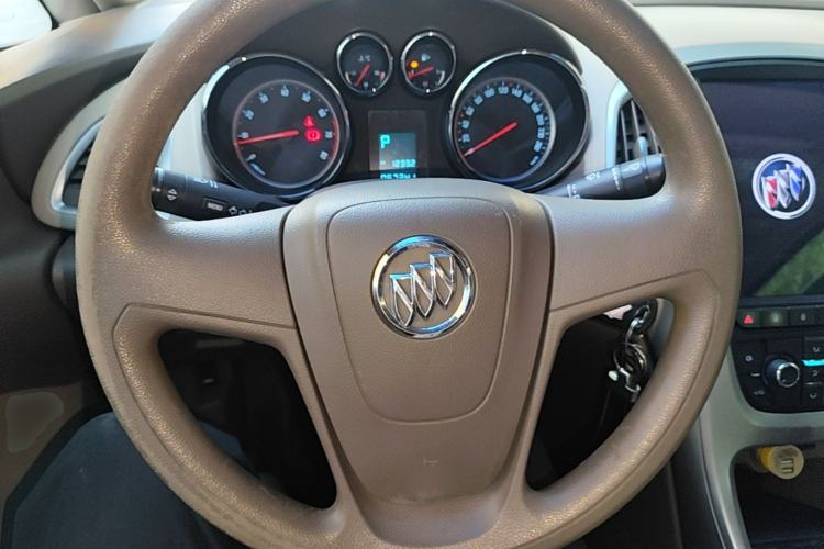 Used Buick GT 2013 GT 1.6L Automatic Comfort Edition Steering Wheel
