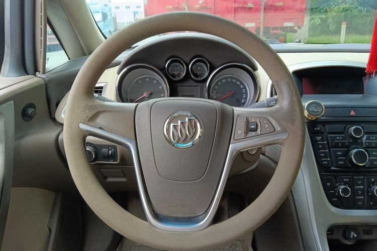 Used Buick GT 2013 GT 1.6L Manual Entry-Level Model Steering Wheel