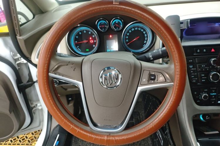 Used Buick GT 2013 GT 1.6L Manual Entry-Level Model Steering Wheel