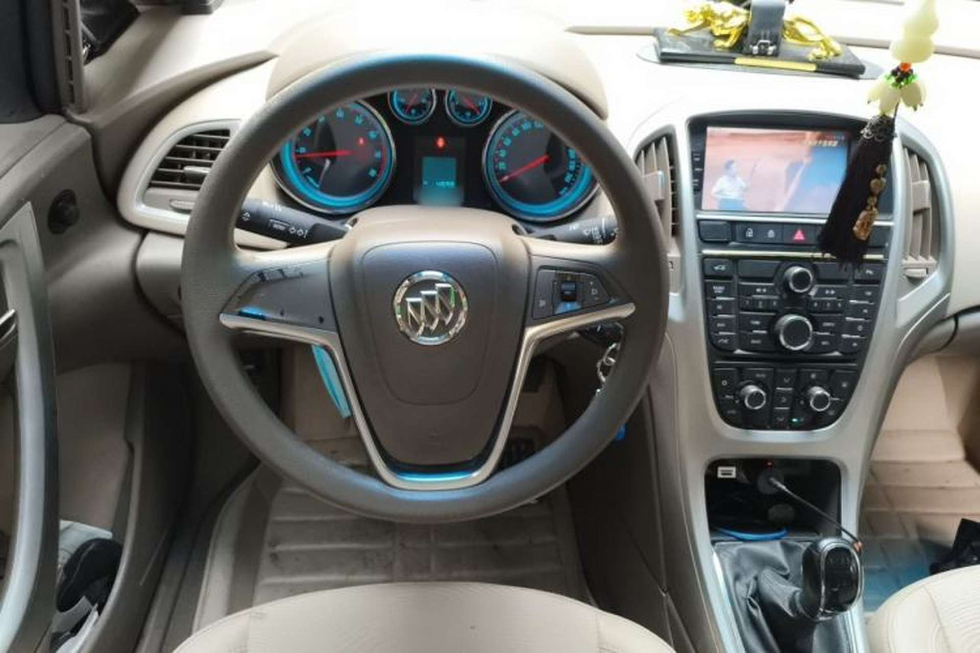 Used Buick GT 2013 GT 1.6L Manual Entry-Level Model Steering Wheel