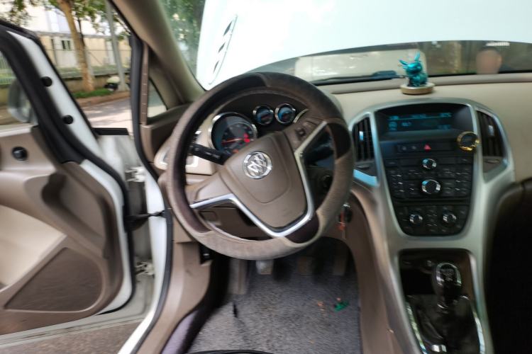 Used Buick GT 2013 GT 1.6L Manual Entry-Level Model Steering Wheel