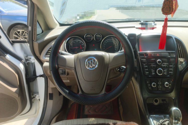 Used Buick GT 2013 GT 1.6L Manual Comfort Edition Steering Wheel