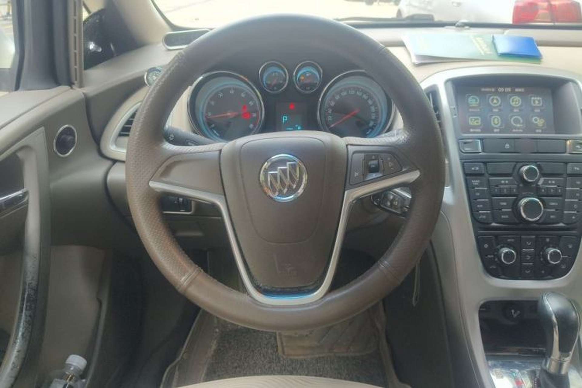 Used Buick GT 2013 GT 1.6L Automatic Fashion Edition Steering Wheel