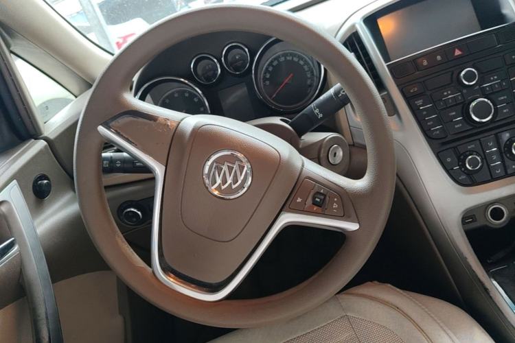 Used Buick GT 2013 GT 1.6L Manual Entry-Level Model Steering Wheel