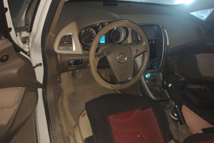 Used Buick GT 2013 GT 1.6L Manual Entry-Level Model Steering Wheel
