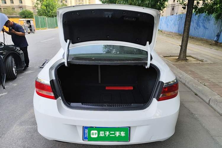 Used Buick GT 2013 GT 1.6L Automatic Comfort Edition Trunk