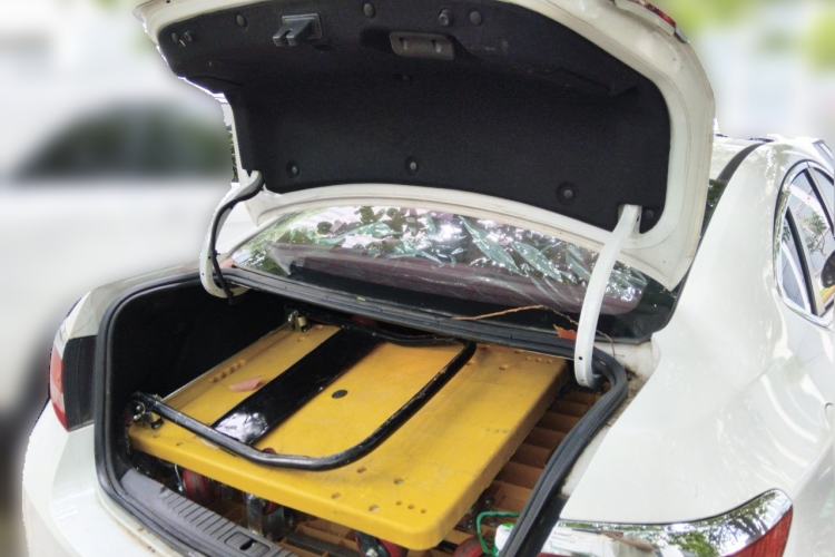 Used Buick GT 2013 GT 1.6L Automatic Fashion Edition Trunk