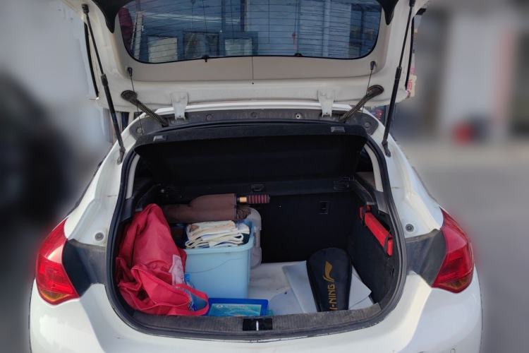 Used Buick GT 2013 XT 1.6L Automatic Fashion Edition Trunk