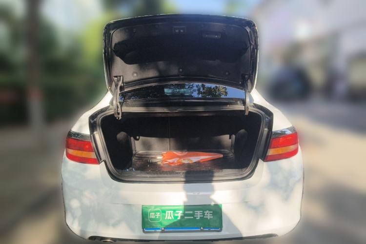 Used Buick GT 2013 GT 1.6T Automatic Fashion Sport Edition Trunk