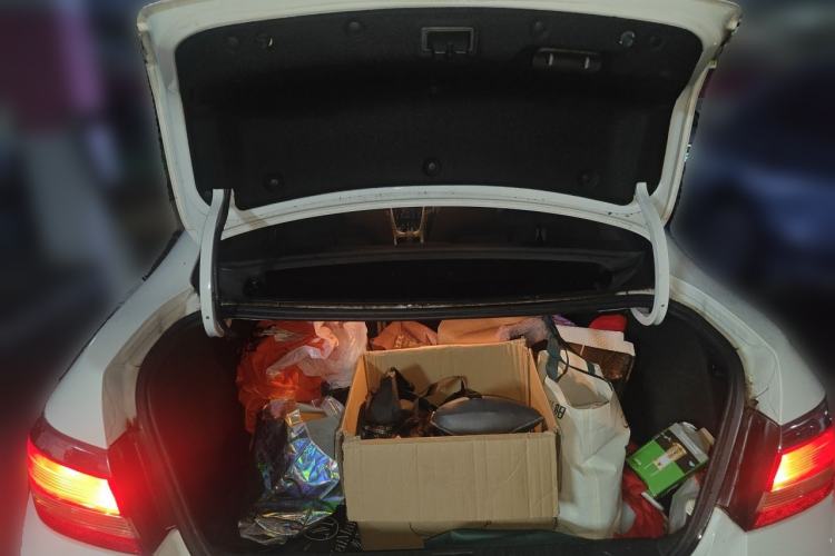 Used Buick GT 2013 GT 1.6L Automatic Fashion Edition Trunk