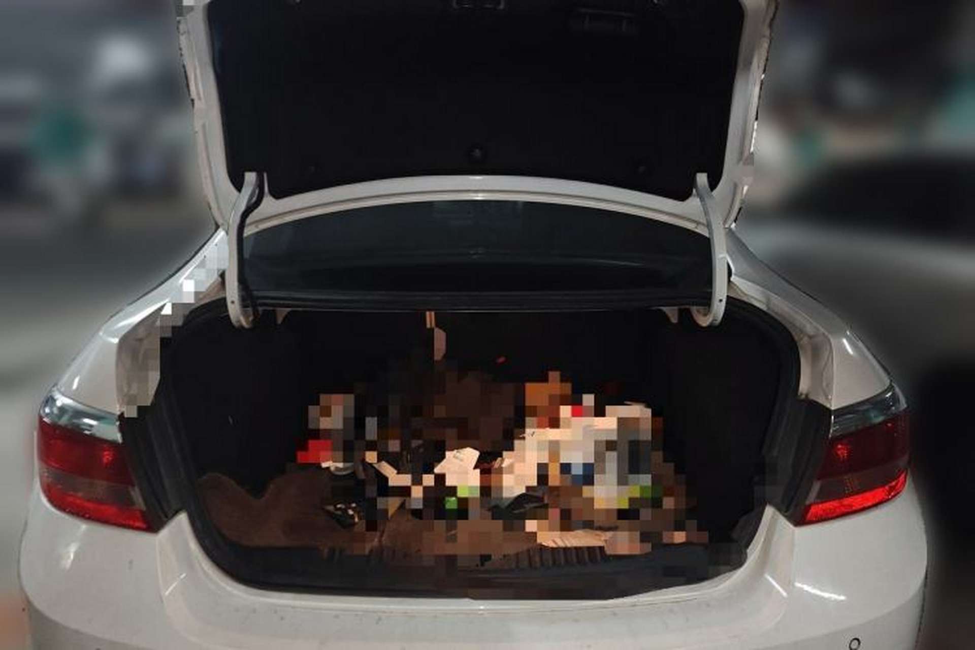 Used Buick GT 2013 GT 1.6L Automatic Fashion Edition Trunk