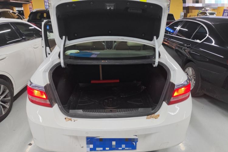 Used Buick GT 2013 GT 1.6L Automatic Fashion Edition Trunk