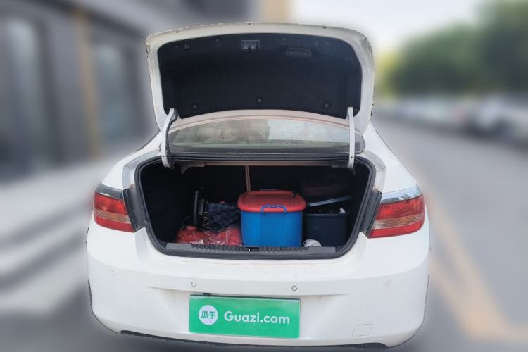 Used Buick GT 2013 GT 1.6L Automatic Fashion Edition Trunk