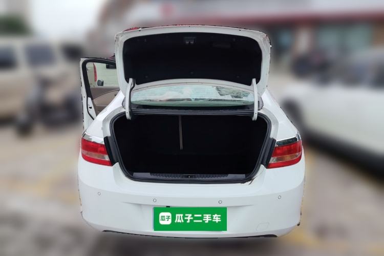 Used Buick GT 2013 GT 1.6L Automatic Fashion Edition Trunk