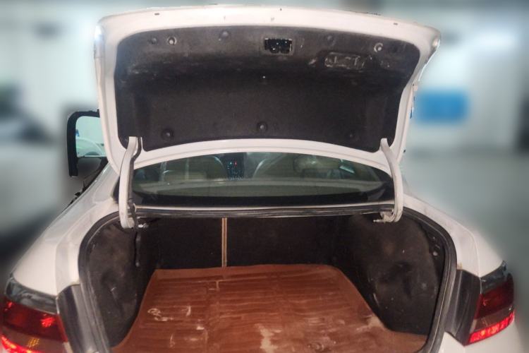 Used Buick GT 2013 GT 1.6L Manual Entry-Level Model Trunk