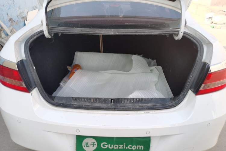 Used Buick GT 2013 GT 1.6L Automatic Fashion Edition Trunk