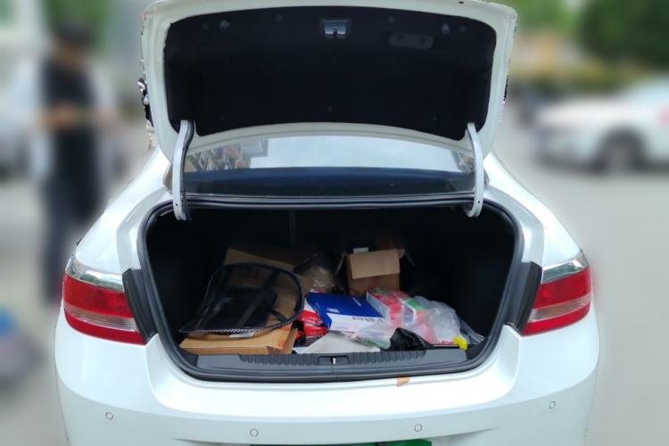 Used Buick GT 2013 GT 1.6L Automatic Fashion Edition Trunk