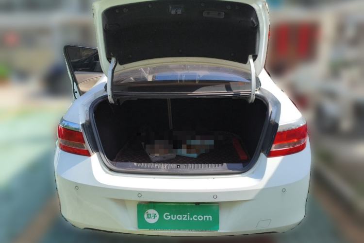 Used Buick GT 2013 GT 1.6L Automatic Fashion Edition Trunk