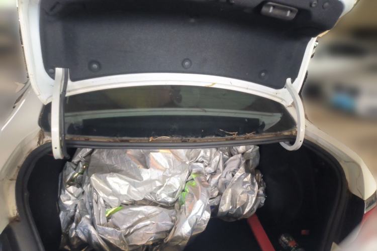 Used Buick GT 2013 GT 1.6L Automatic Fashion Edition Trunk