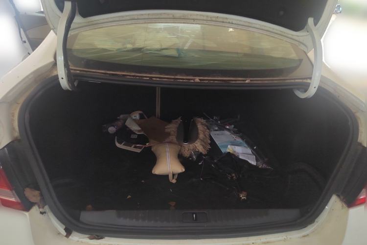 Used Buick GT 2013 GT 1.6L Automatic Fashion Edition Trunk