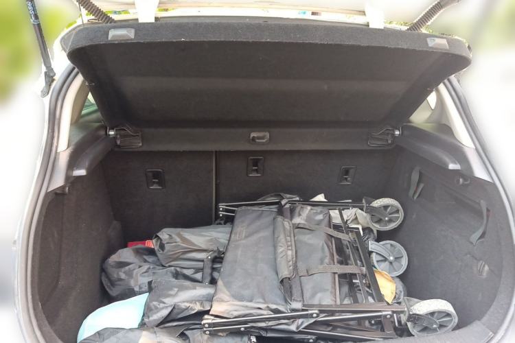 Used Buick GT 2013 XT 1.6L Automatic Fashion Edition Trunk