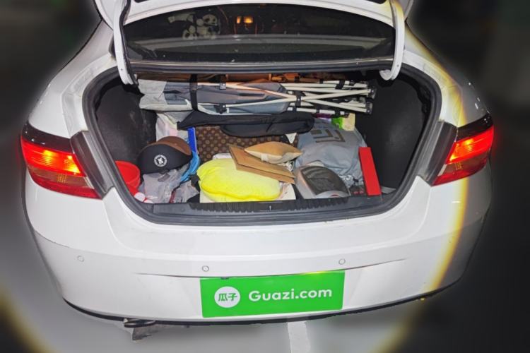 Used Buick GT 2013 GT 1.6T Automatic Fashion Sport Edition Trunk
