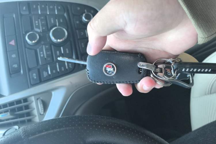 Used Buick GT 2013 GT 1.6L Automatic Fashion Edition Vehicle Key