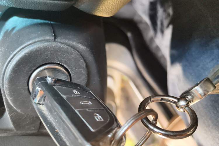 Used Buick GT 2013 GT 1.8L Automatic Fashion Edition Vehicle Key