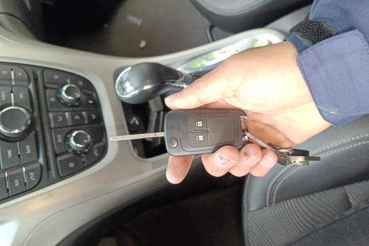 Used Buick GT 2013 XT 1.6L Automatic Fashion Edition Vehicle Key