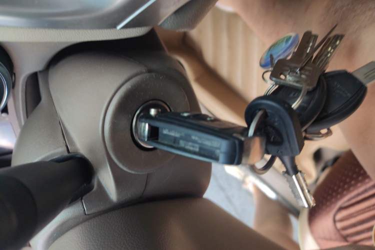 Used Buick GT 2013 GT 1.6L Manual Entry-Level Model Vehicle Key
