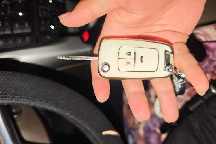 Used Buick GT 2013 GT 1.6L Automatic Fashion Edition Vehicle Key