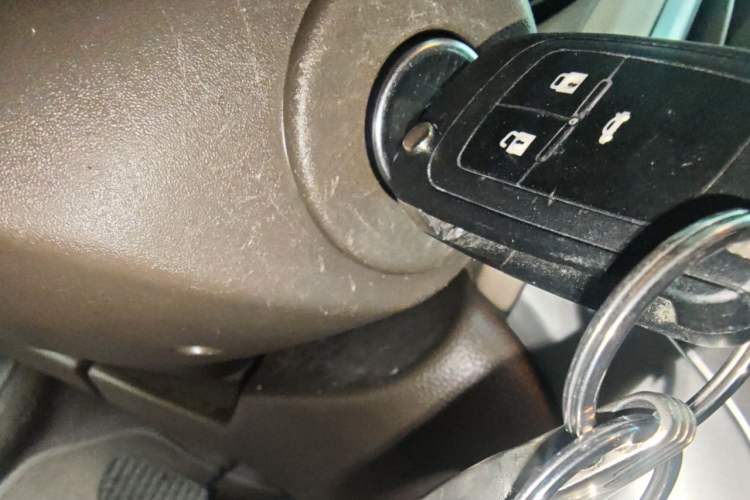 Used Buick GT 2013 GT 1.6L Automatic Fashion Edition Vehicle Key