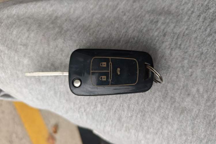 Used Buick GT 2013 GT 1.6L Automatic Comfort Edition Vehicle Key