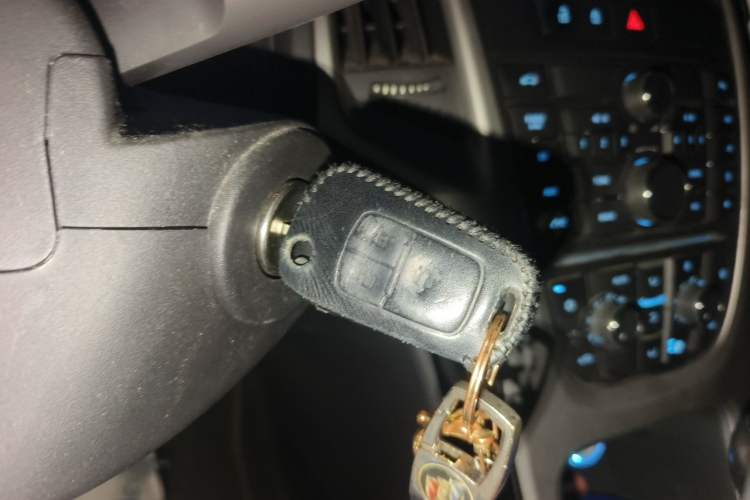 Used Buick GT 2013 GT 1.8L Automatic Fashion Edition Vehicle Key