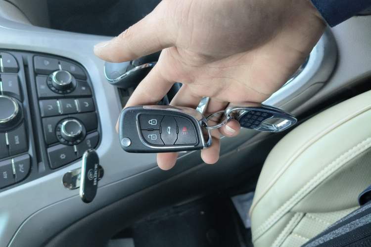 Used Buick GT 2013 GT 1.6L Automatic Fashion Edition Vehicle Key