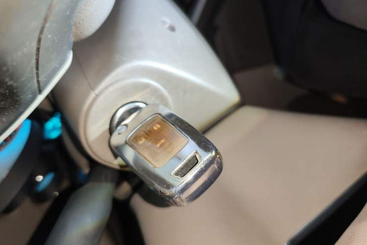 Used Buick GT 2013 GT 1.6L Automatic Fashion Edition Vehicle Key