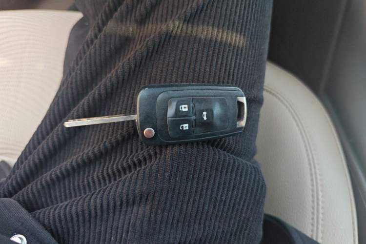 Used Buick GT 2013 GT 1.6L Automatic Comfort Edition Vehicle Key